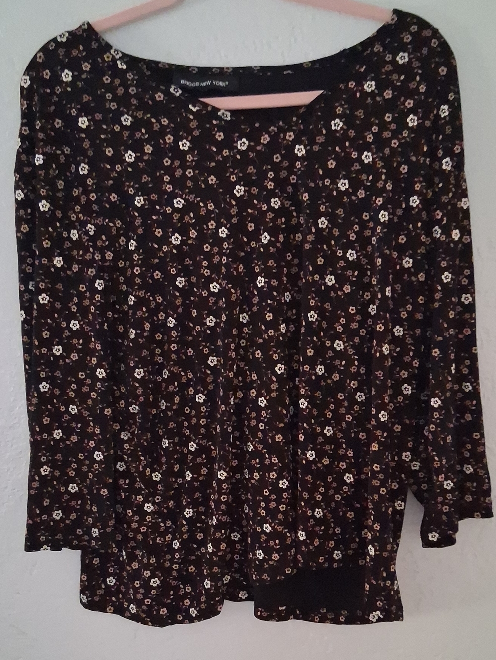 Briggs New York Black Long-Sleeve Floral Top Goth Vintage Y2k V-Neck